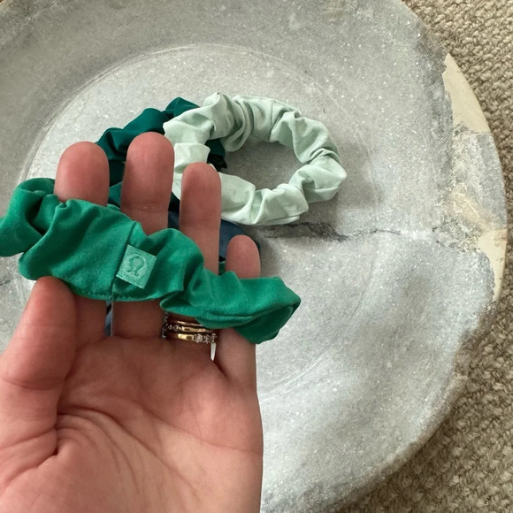 Lululemon Scrunchies - Picture 4 of 7
